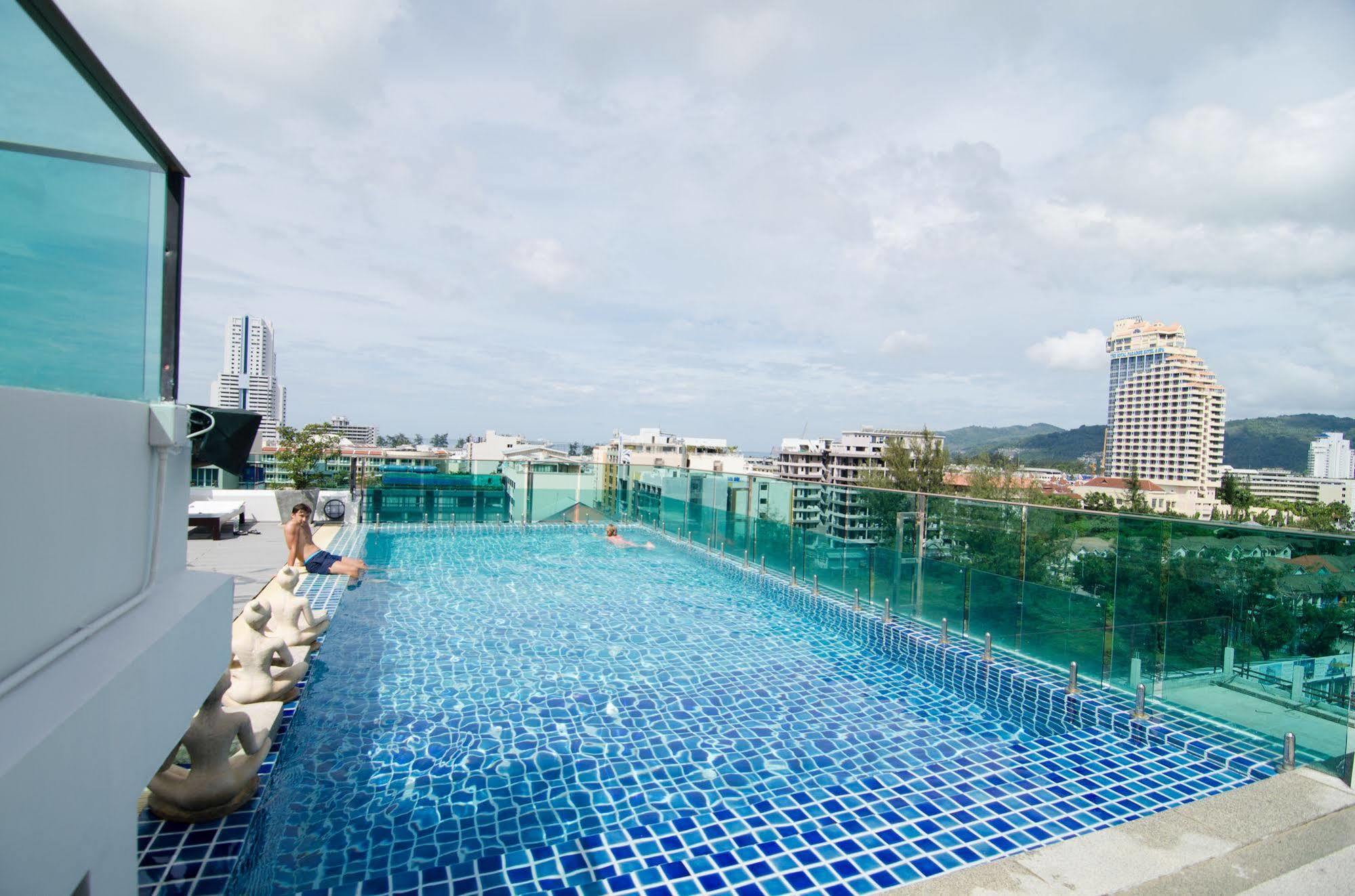 普吉岛芭东幻影快捷酒店 Patong 外观 照片